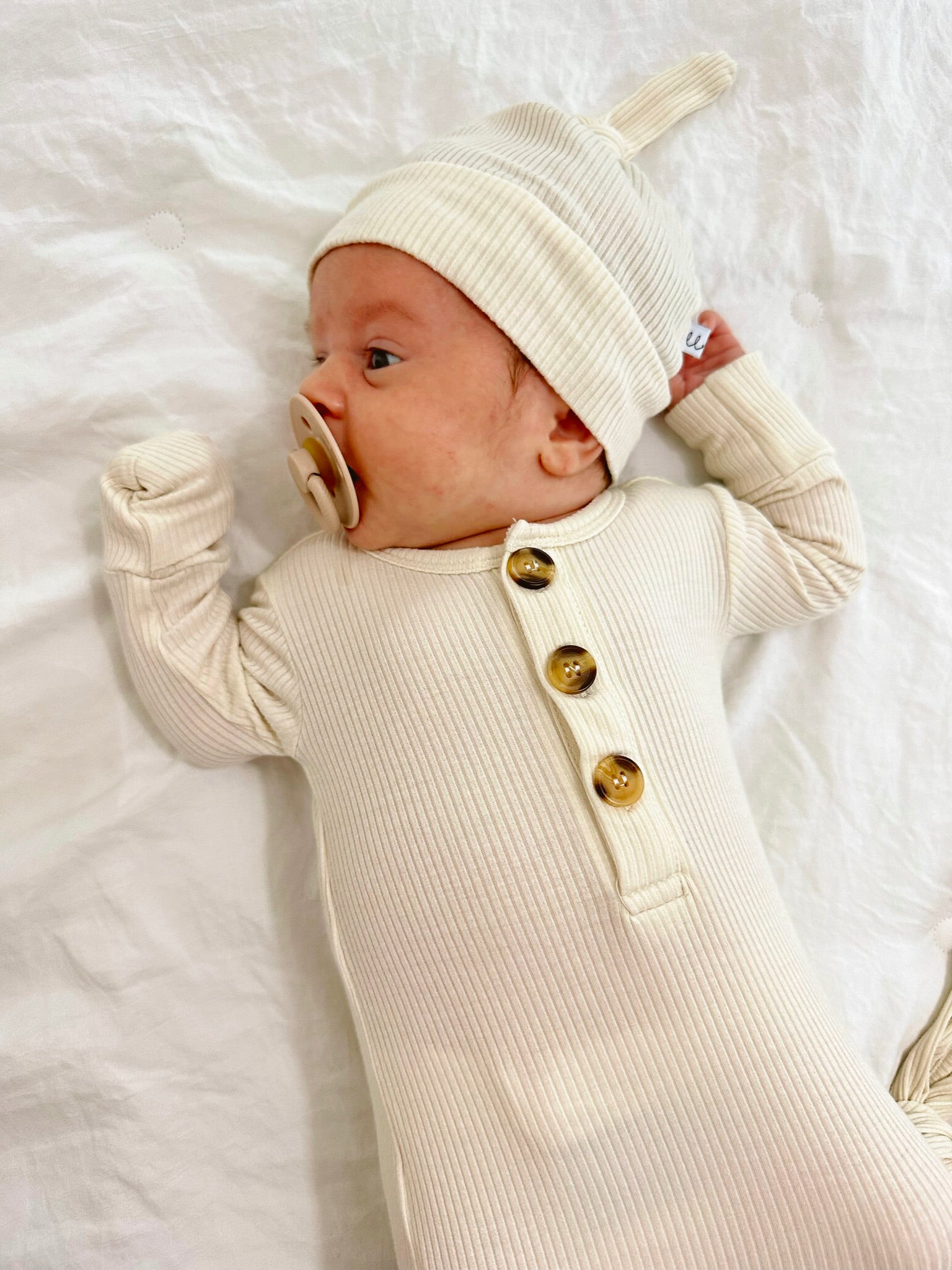 Ribbed Cream Welcome Baby Bundle Set: Blanket, Hat, Knotted Gown