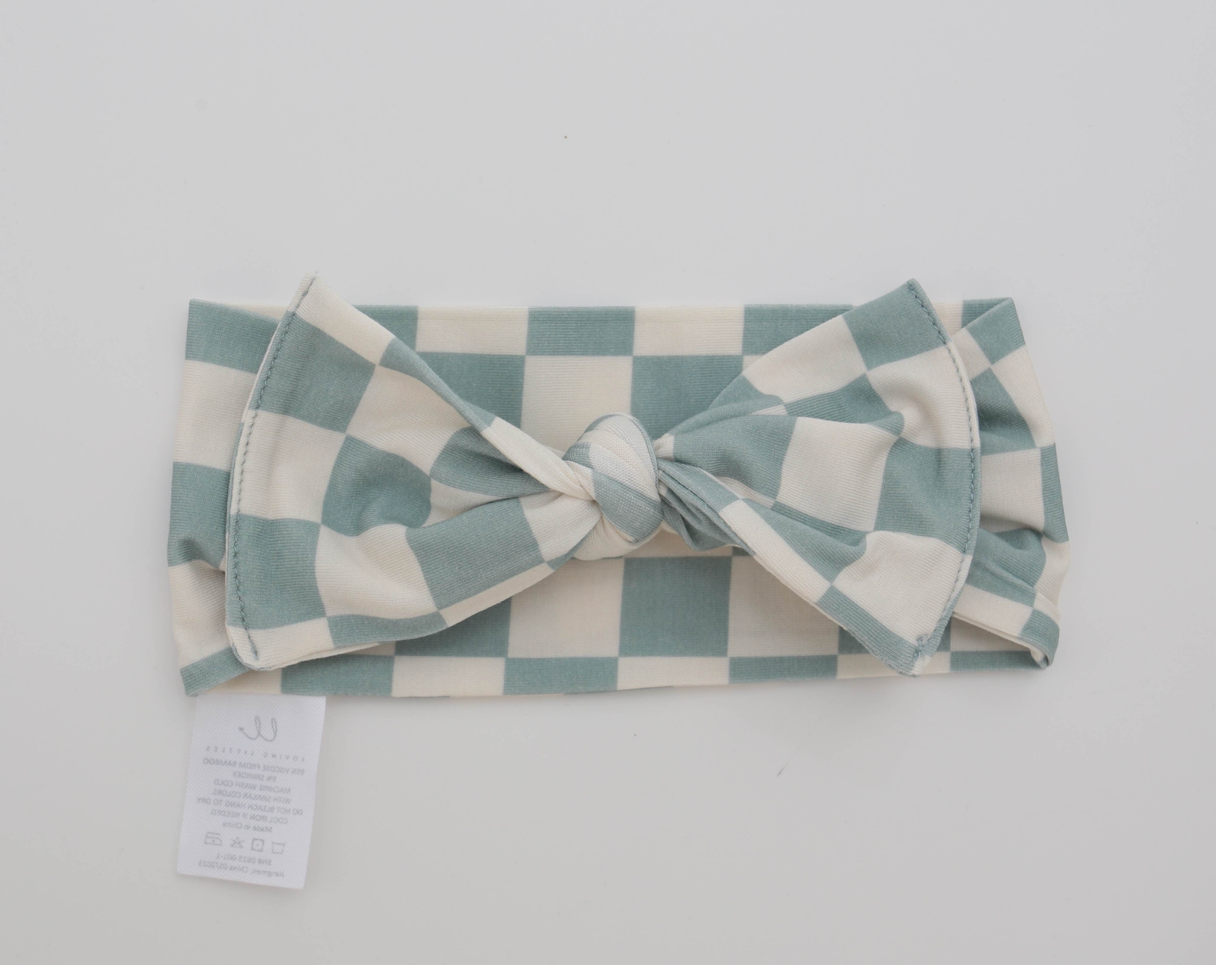 Madden Jade Welcome Baby Bundle Set: Blanket, Headband, Knotted Gown