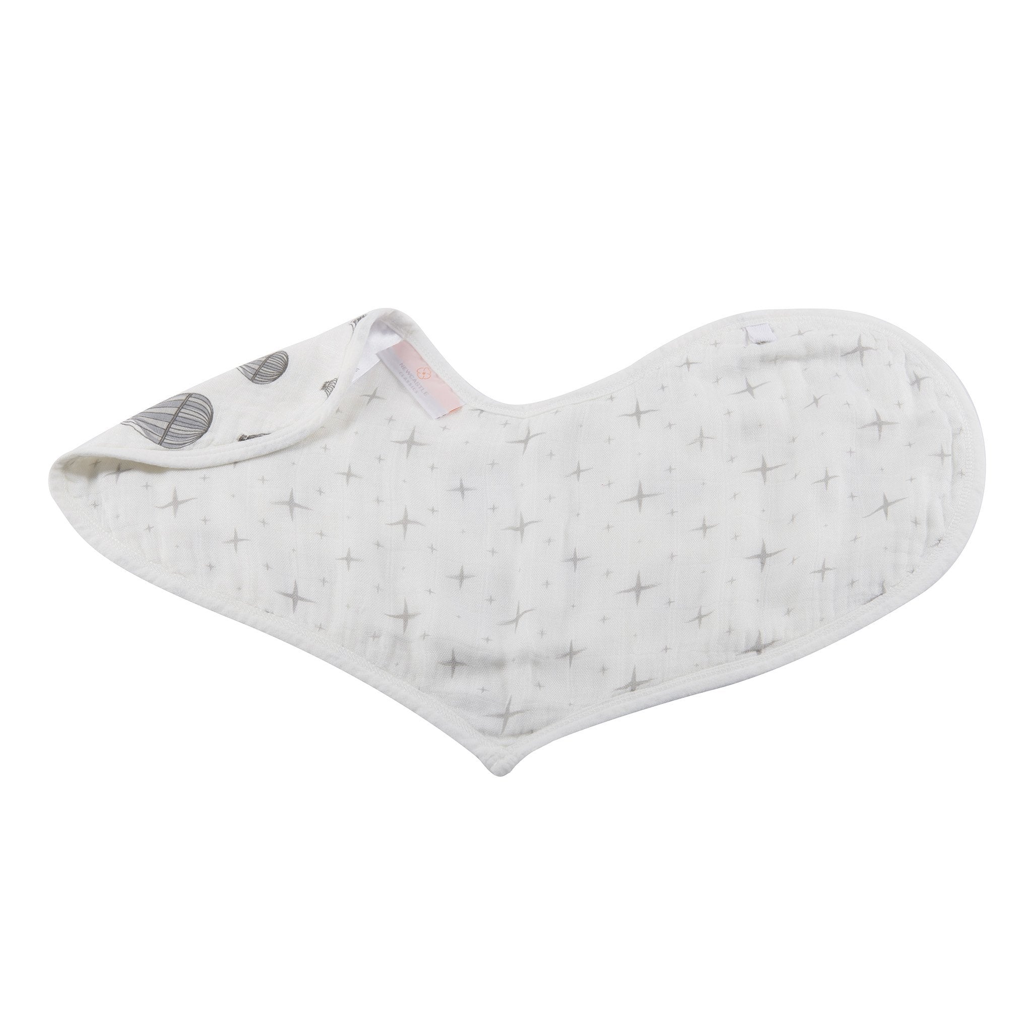 Traveler Bamboo Heart Bibs 2 pack