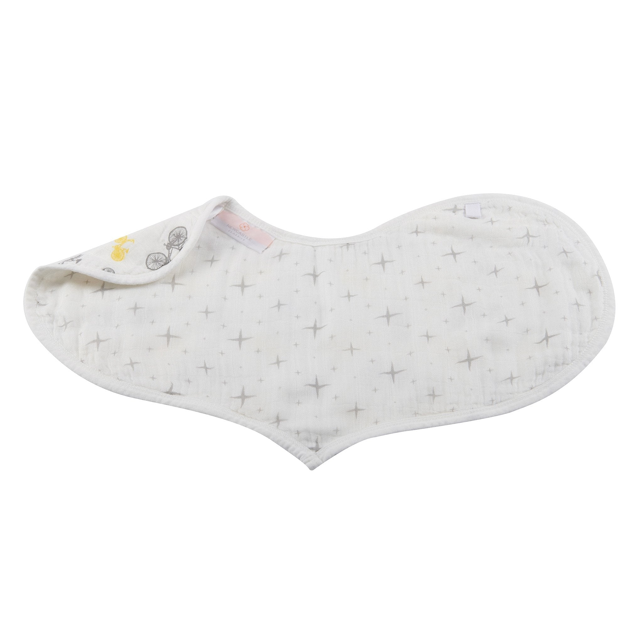 Traveler Bamboo Heart Bibs 2 pack